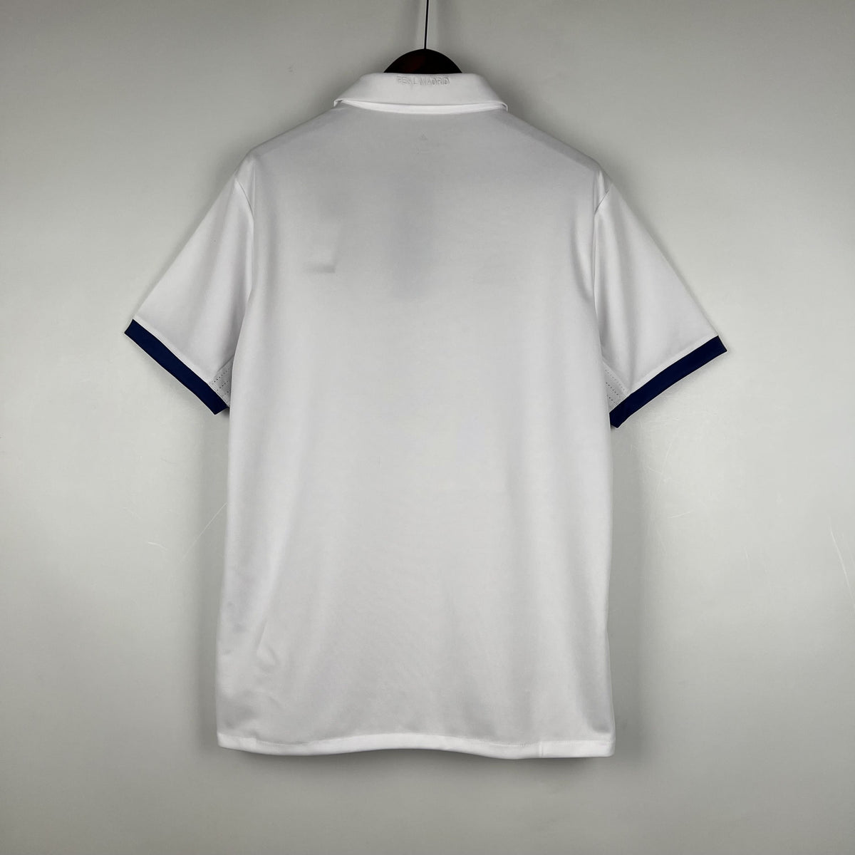 Camisa Retrô Histórica Real Madrid 16/17 – Home