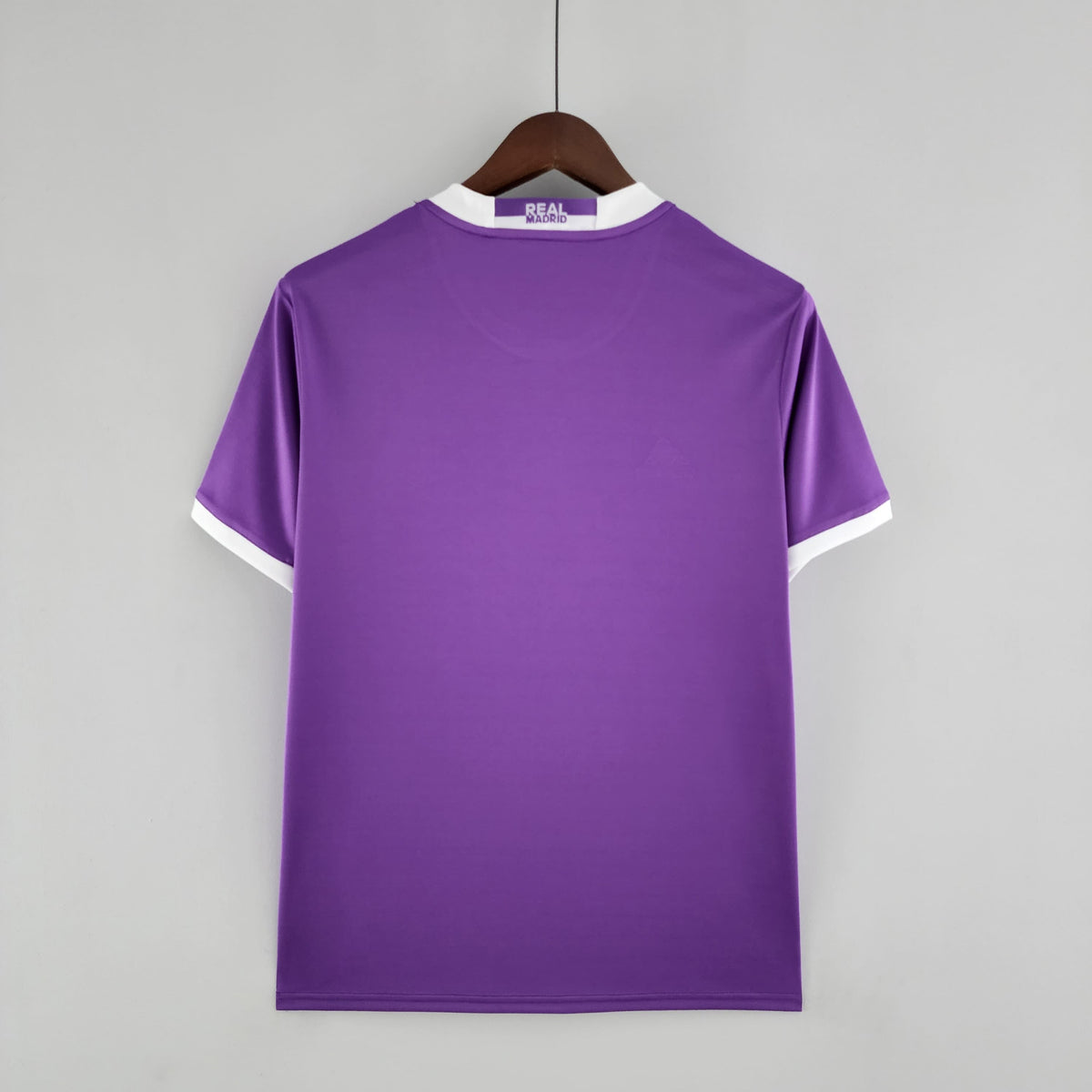 Camisa Retrô Real Madrid 16/17 – Versão Torcedor Away