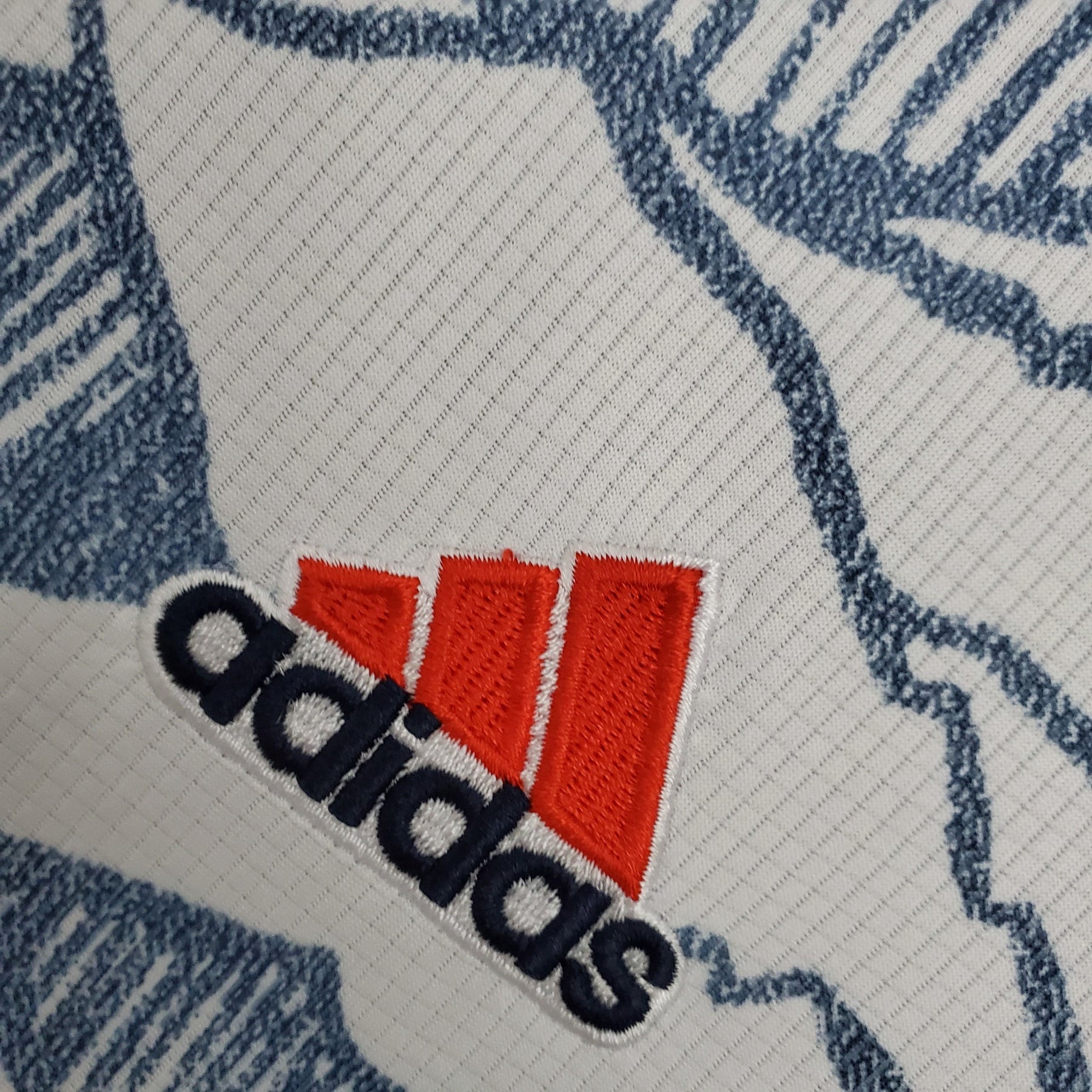 Camisa Bayern de Munique 21/22 – Modelo Torcedor Third Away