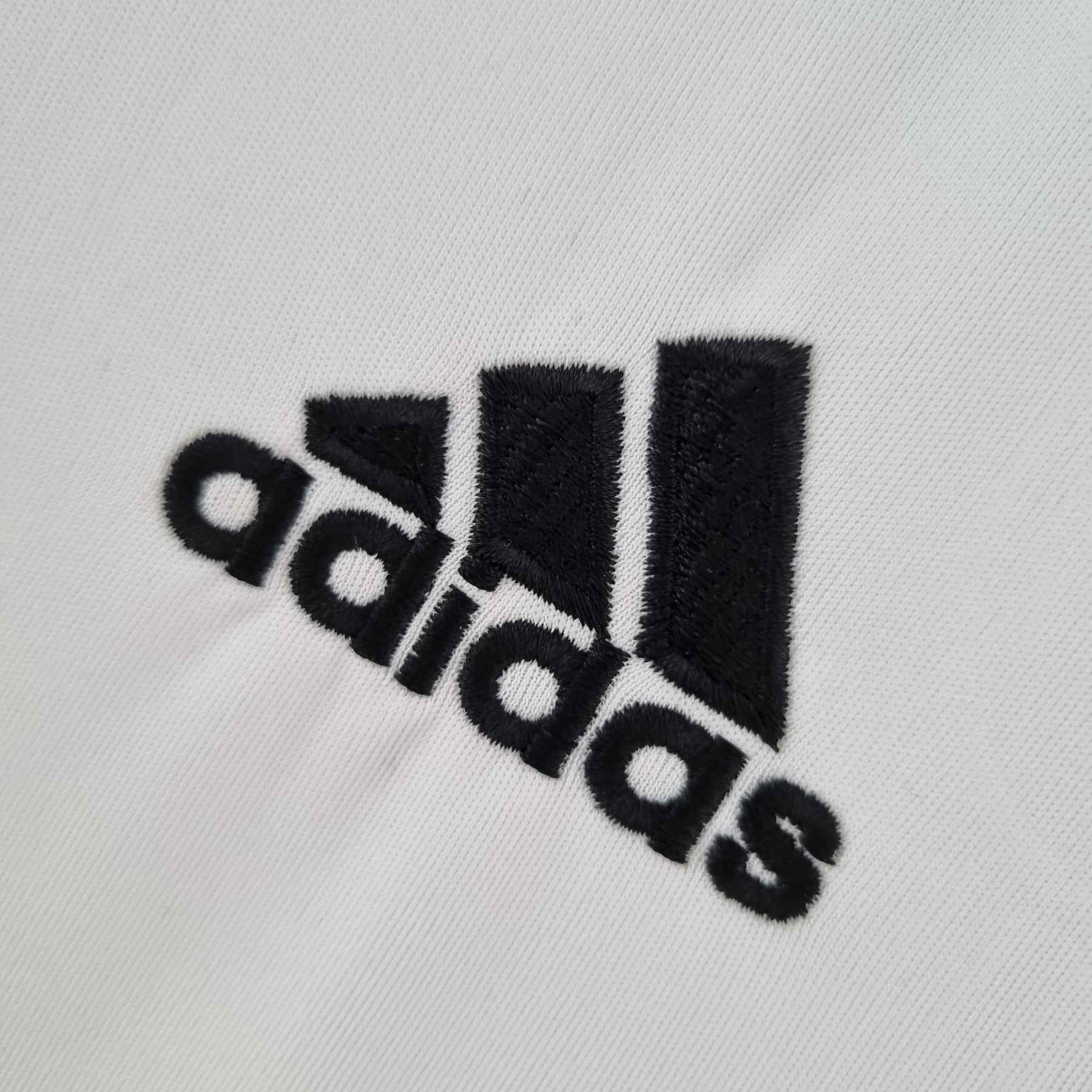 Camisa Real Madrid 22/23 – Modelo Torcedor Home